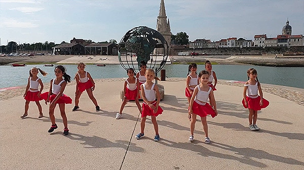 Danse Modern Jazz La Rochelle - Co-Ainsidanse